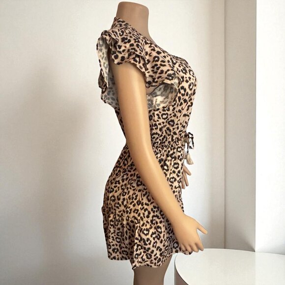 Leopard Women Button Ruffle Romper - Picture 6 of 8